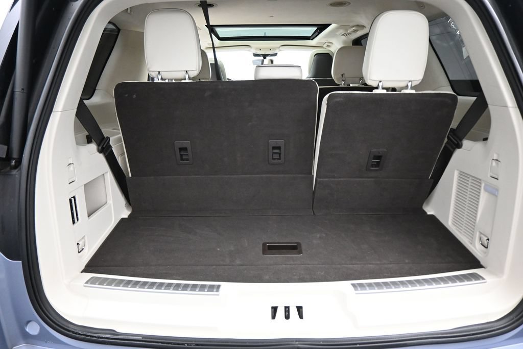 Used 2024 Lincoln Navigator Black Label AWD/4WD image 25