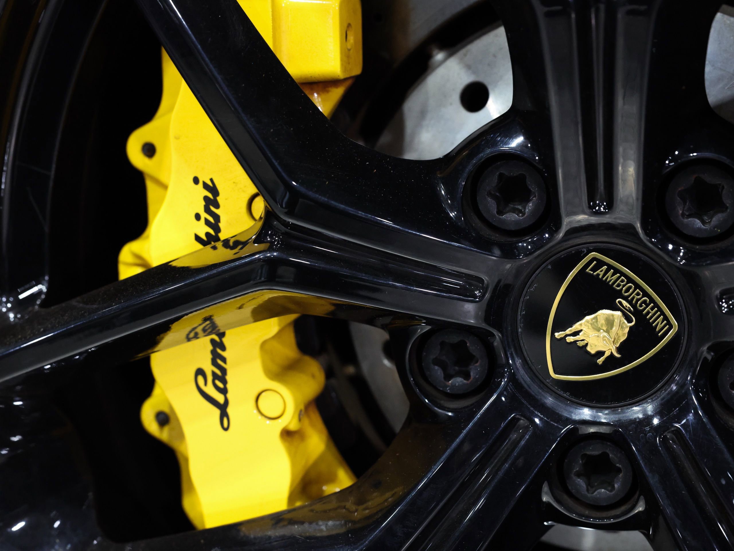 Used 2018 Lamborghini Huracan LP 580-2 RWD image 54