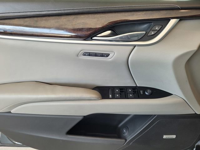 Used 2013 Cadillac XTS Luxury w/ Driver Awareness Package image 18