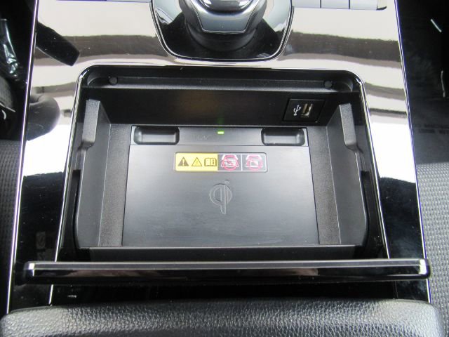 Used 2023 Toyota bZ4X XLE w/ Weather Package image 45