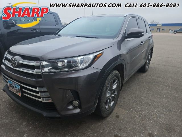 Used 2017 Toyota Highlander Limited Platinum AWD/4WD image 1