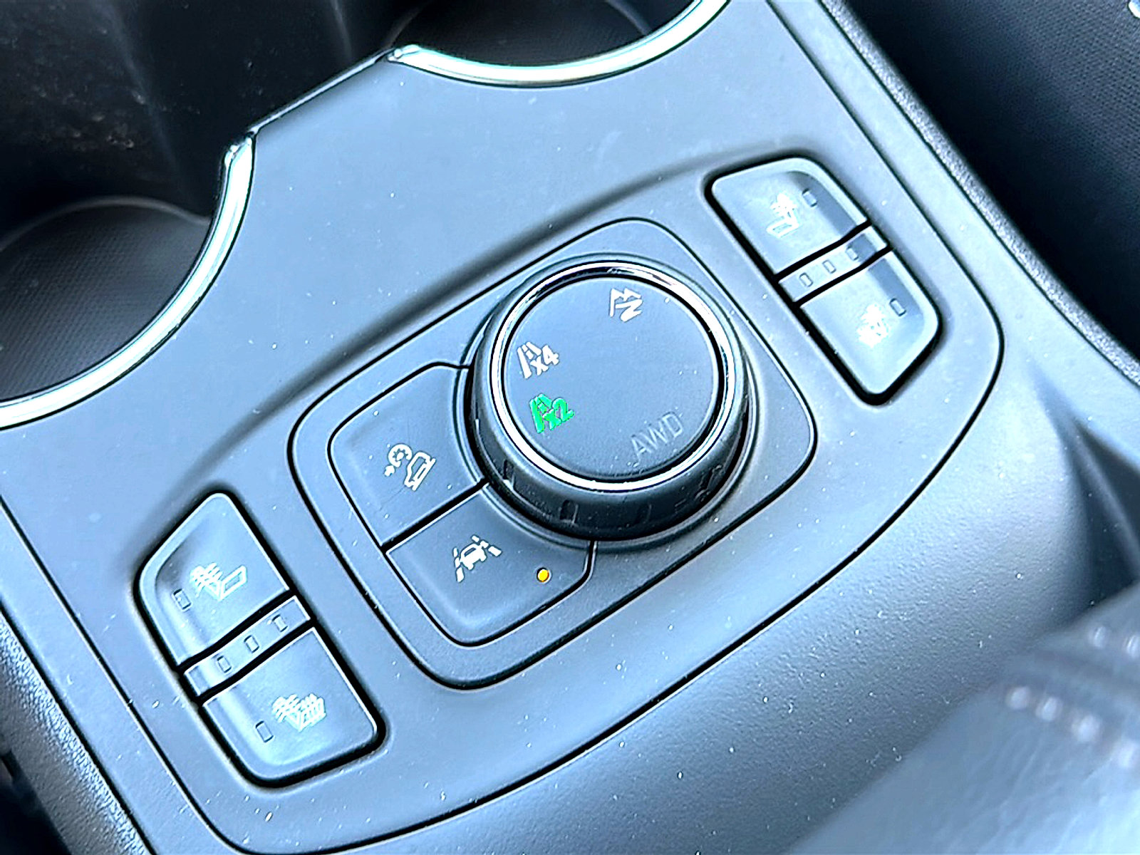 Used 2024 GMC Terrain SLT w/ Elevation Edition AWD/4WD image 35