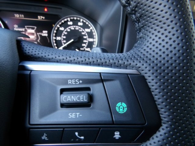 New 2025 Mitsubishi Outlander SE image 34