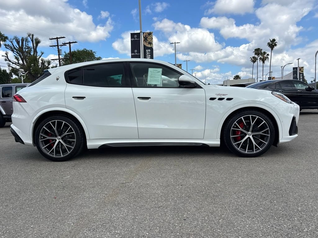 Used 2024 Maserati Grecale Trofeo AWD/4WD image 2