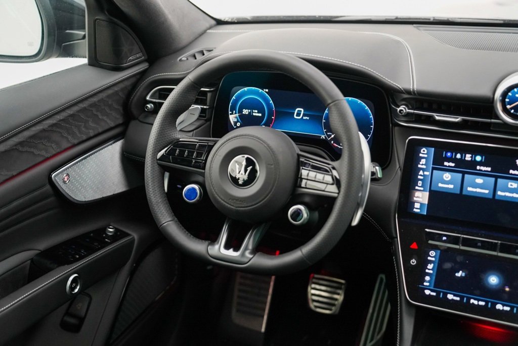 New 2025 Maserati Grecale Modena image 26