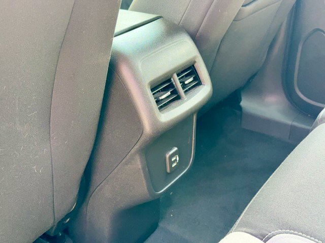 Used 2022 Chevrolet Equinox LS AWD/4WD image 12