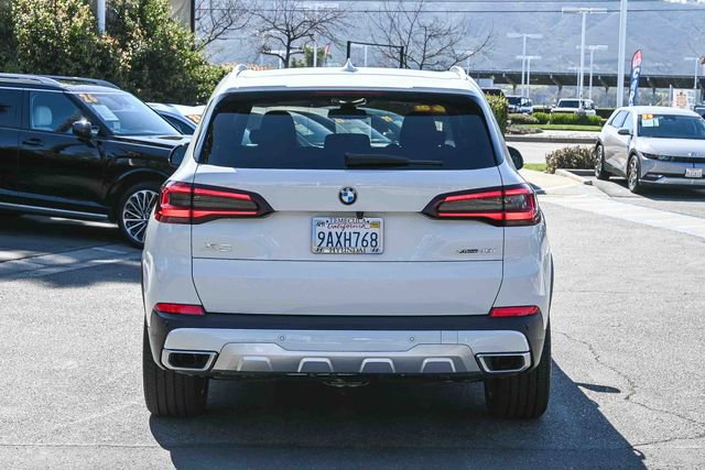 Used 2022 BMW X5 xDrive40i w/ Premium Package image 6
