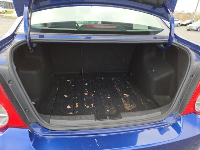 Used 2012 Chevrolet Sonic LT image 10