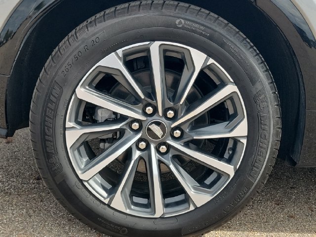Certified 2024 Cadillac Lyriq Sport RWD image 30