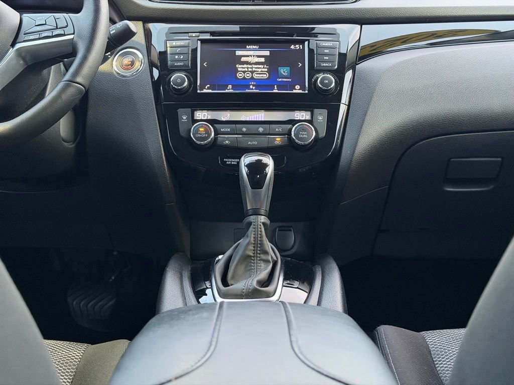 Used 2022 Nissan Rogue Sport SV image 33