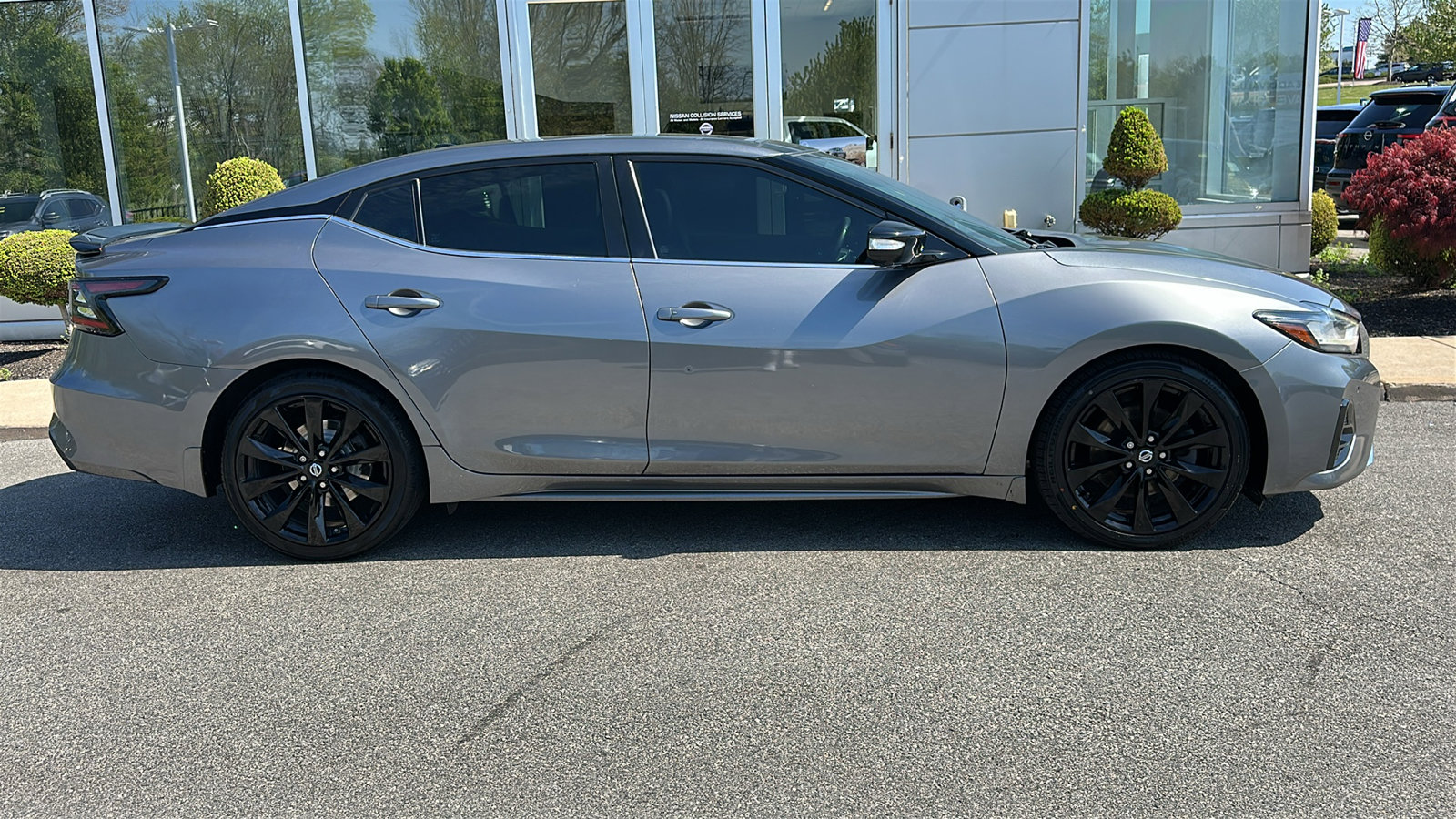 Used 2019 Nissan Maxima SR w/ Premium Package FWD image 27
