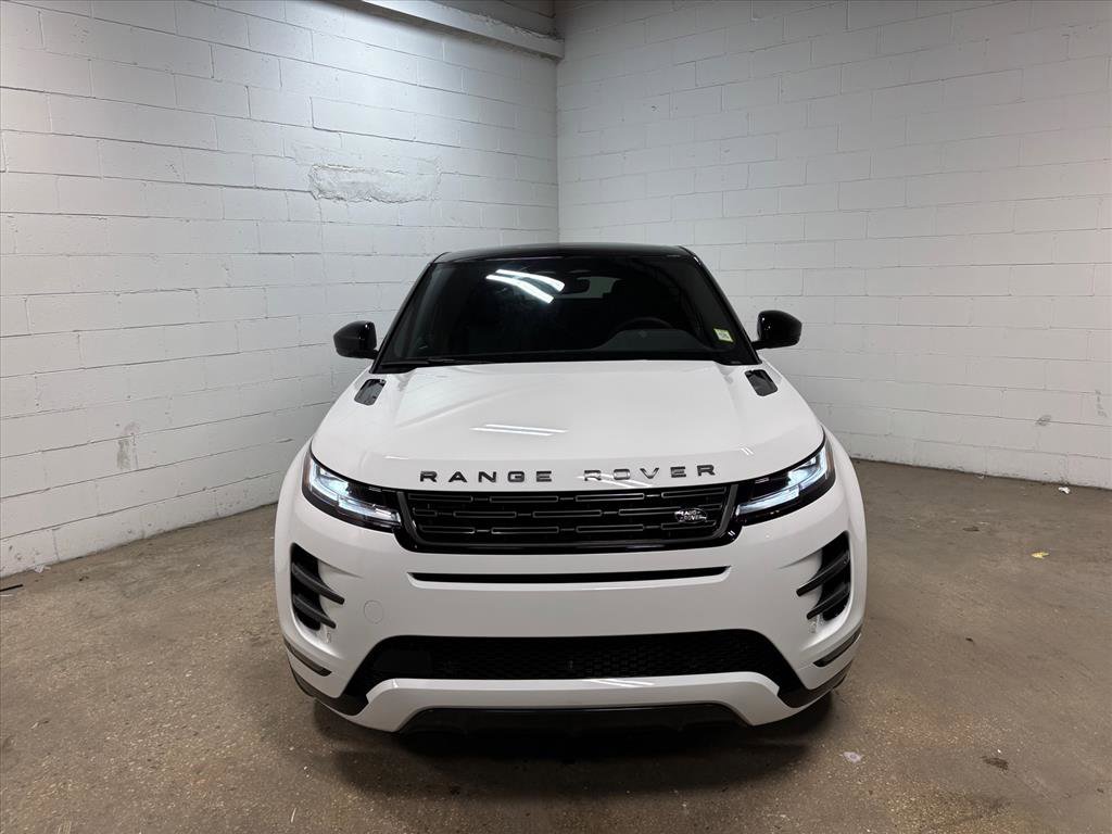 New 2026 Land Rover Range Rover Evoque Dynamic SE image 3