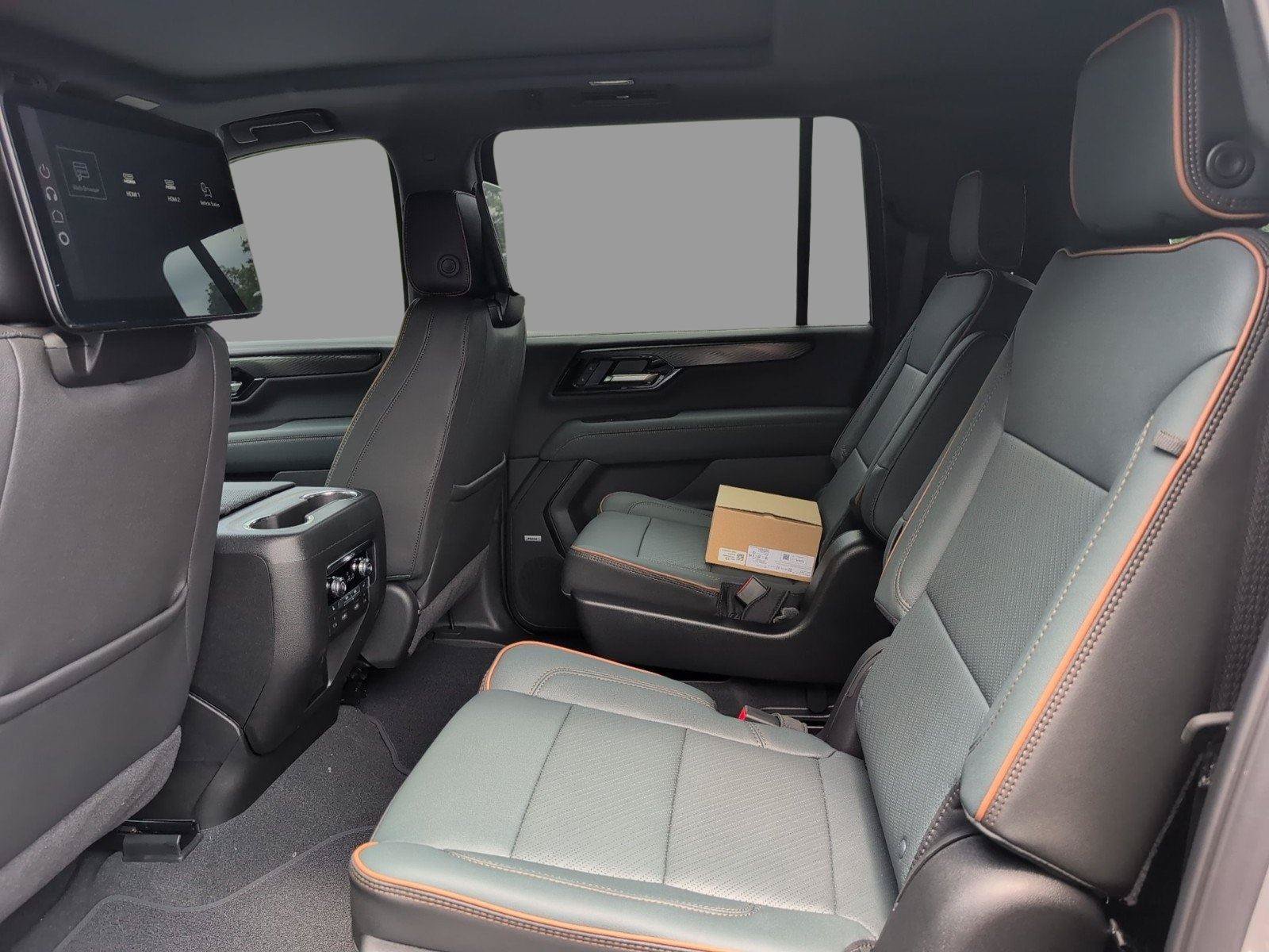 New 2026 GMC Yukon XL AT4 w/ AT4 Premium Plus Package AWD/4WD image 39