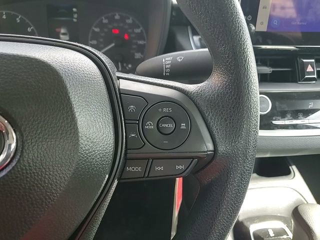 Certified 2025 Toyota Corolla LE image 15