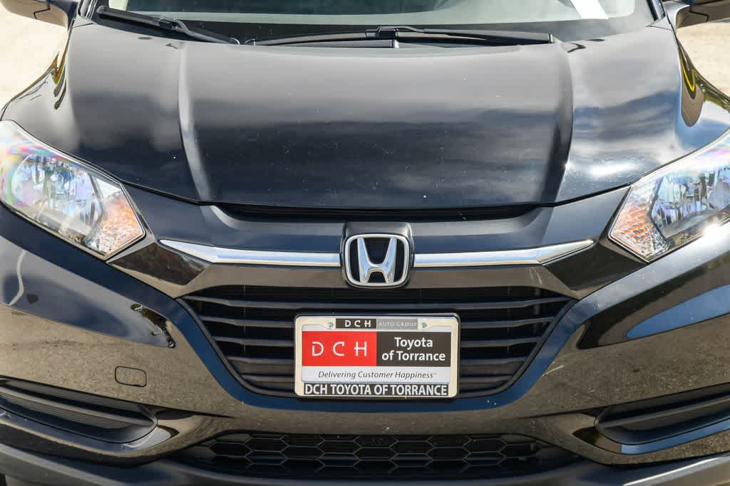 Used 2017 Honda HR-V LX image 5