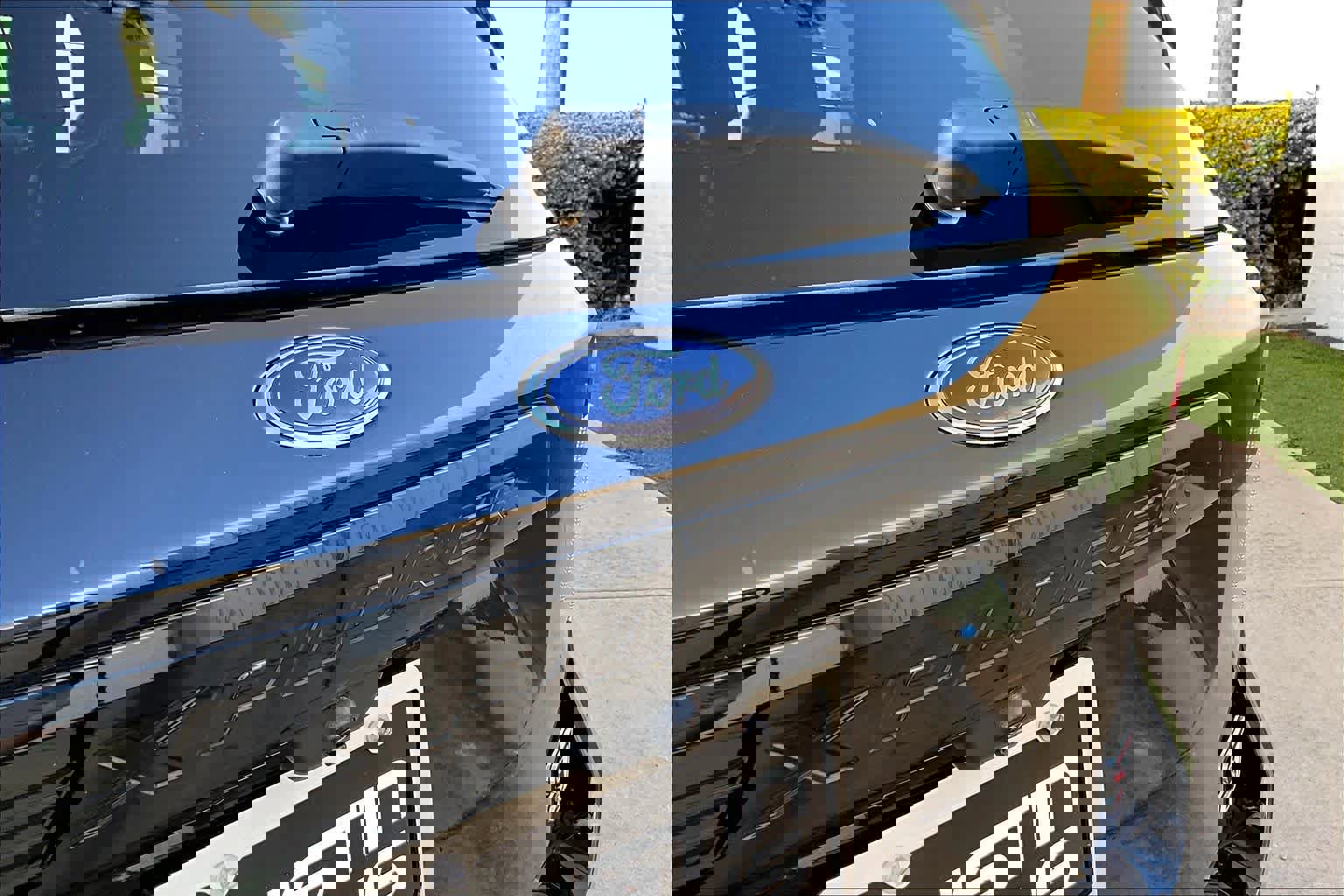 Used 2020 Ford Explorer ST w/ ST Street Pack image 31