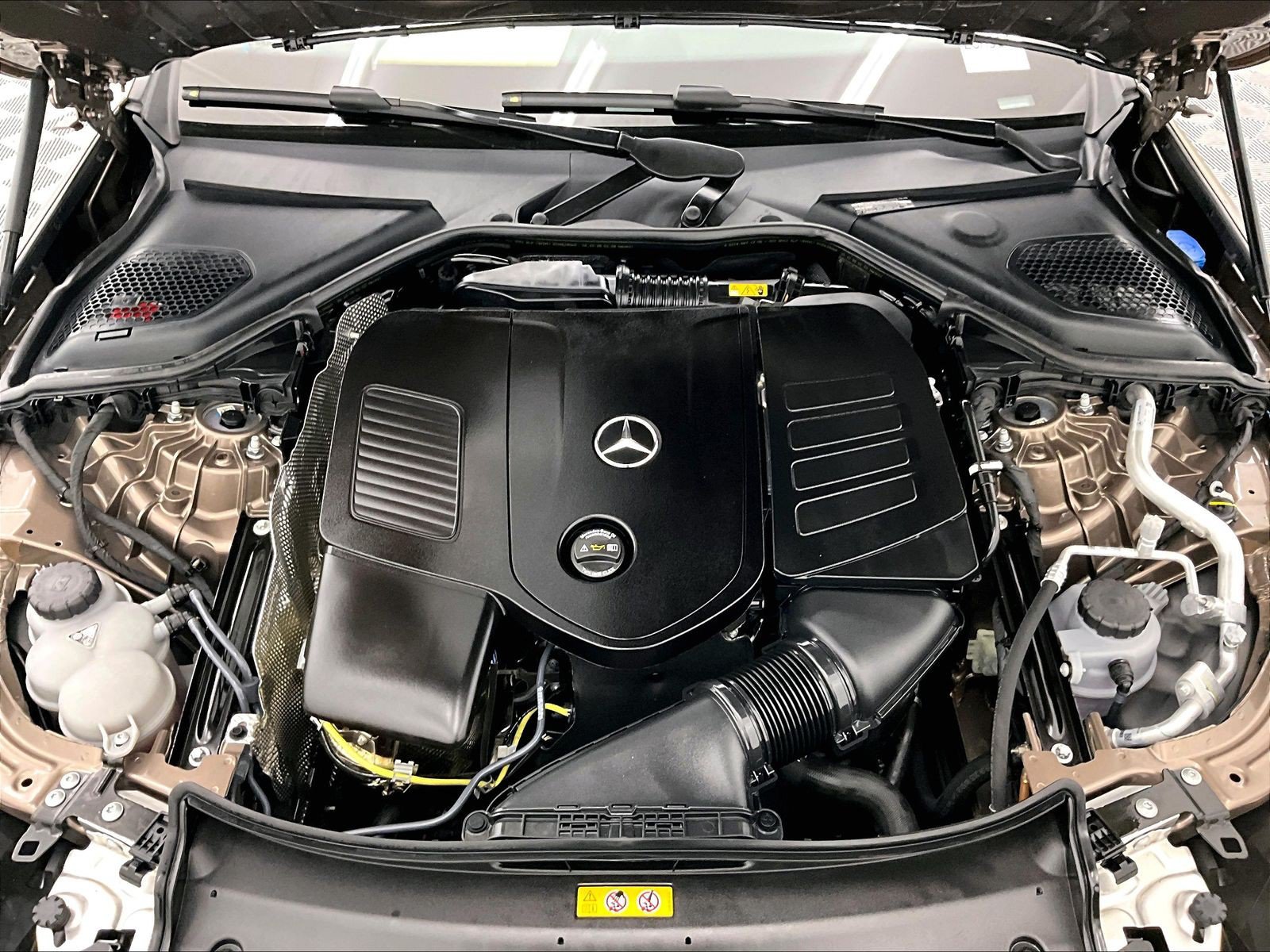 Used 2026 Mercedes-Benz E 350 Sedan image 9