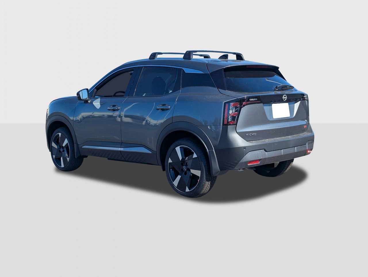 New 2026 Nissan Kicks SR image 3