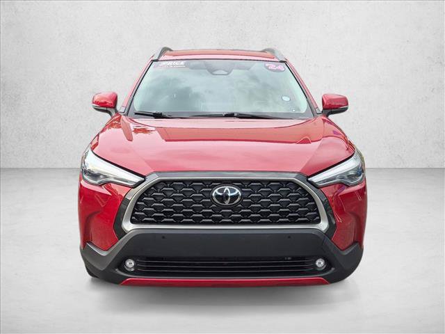 Used 2024 Toyota Corolla Cross XLE FWD image 2