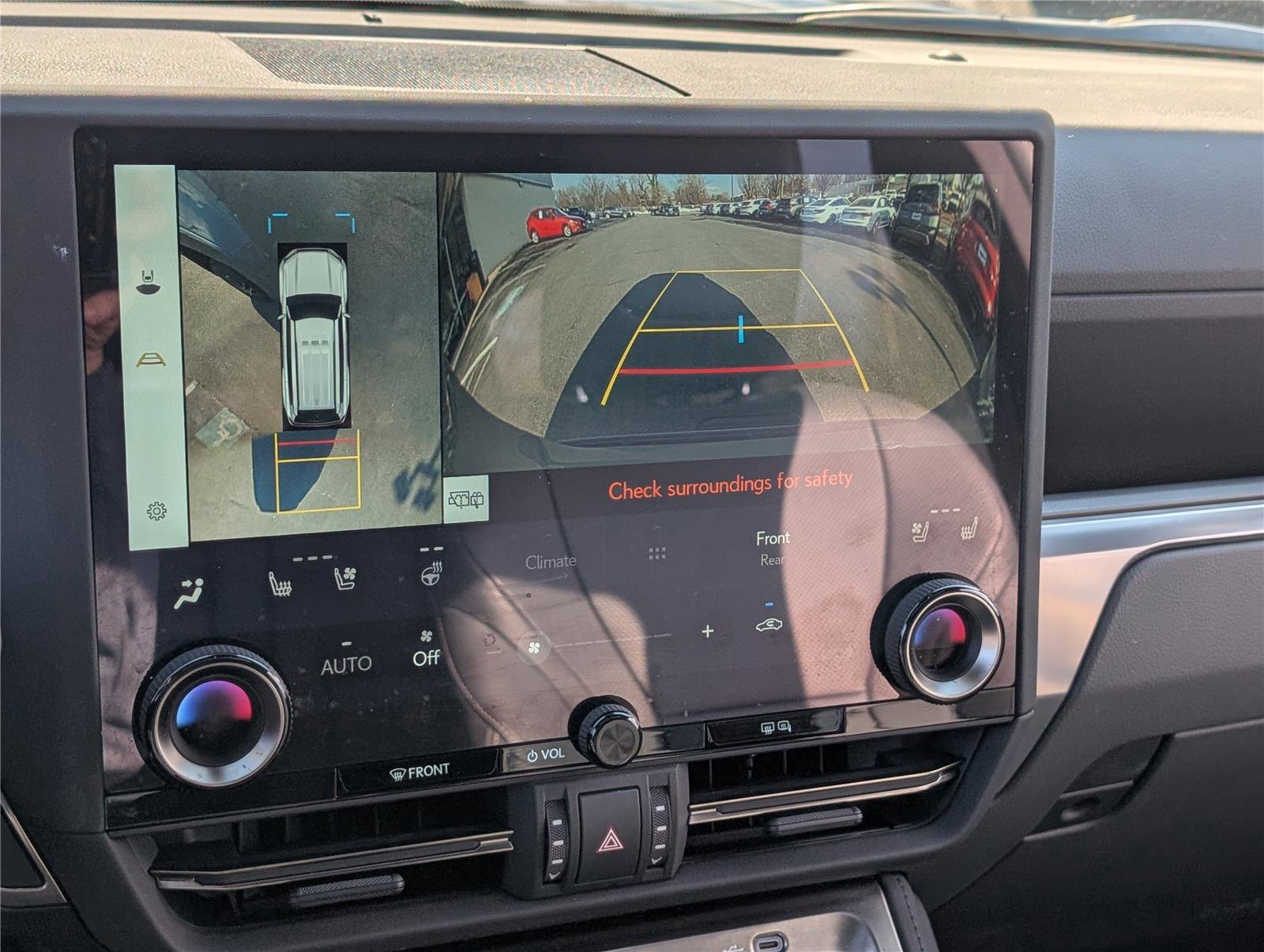 Used 2024 Lexus GX 550 w/ Accessory Package (Z1) image 30