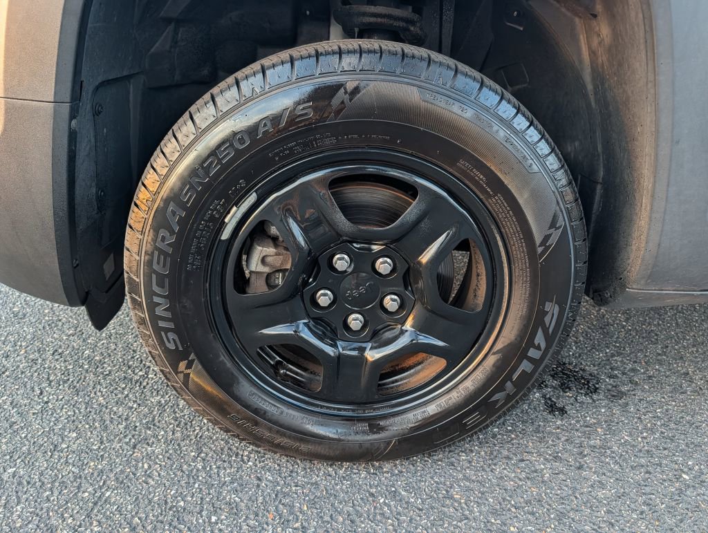 Used 2018 Jeep Renegade Sport w/ Power & Air Group image 9
