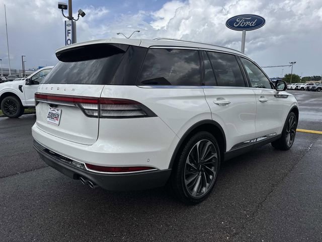 Used 2020 Lincoln Aviator Reserve w/ Equipment Group 202A image 5