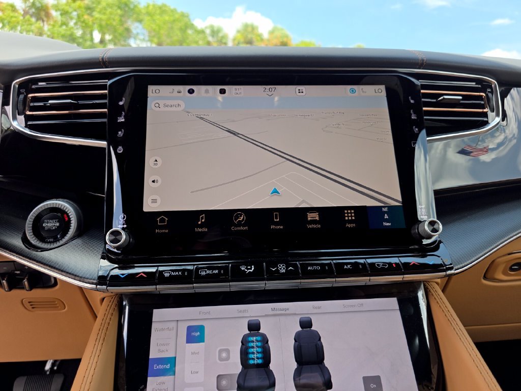 New 2026 Jeep Grand Wagoneer Summit AWD/4WD image 33