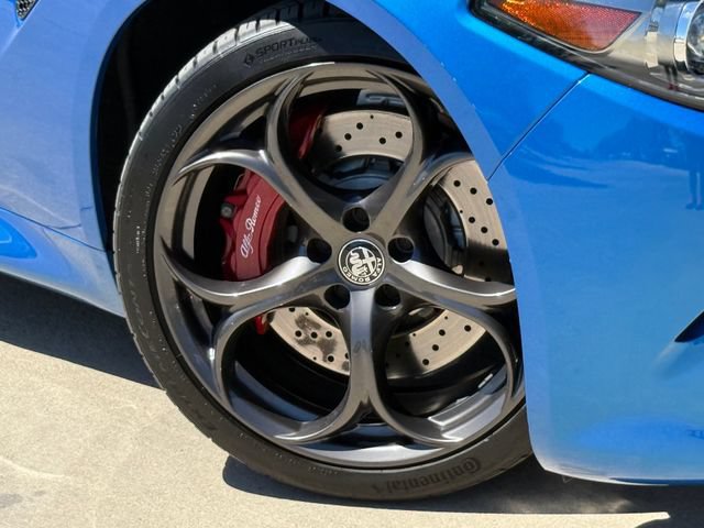 Used 2022 Alfa Romeo Giulia Quadrifoglio w/ Active Assist Plus Package RWD image 2