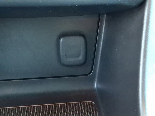 Used 2016 Chevrolet Colorado LT w/ LT Convenience Package image 26