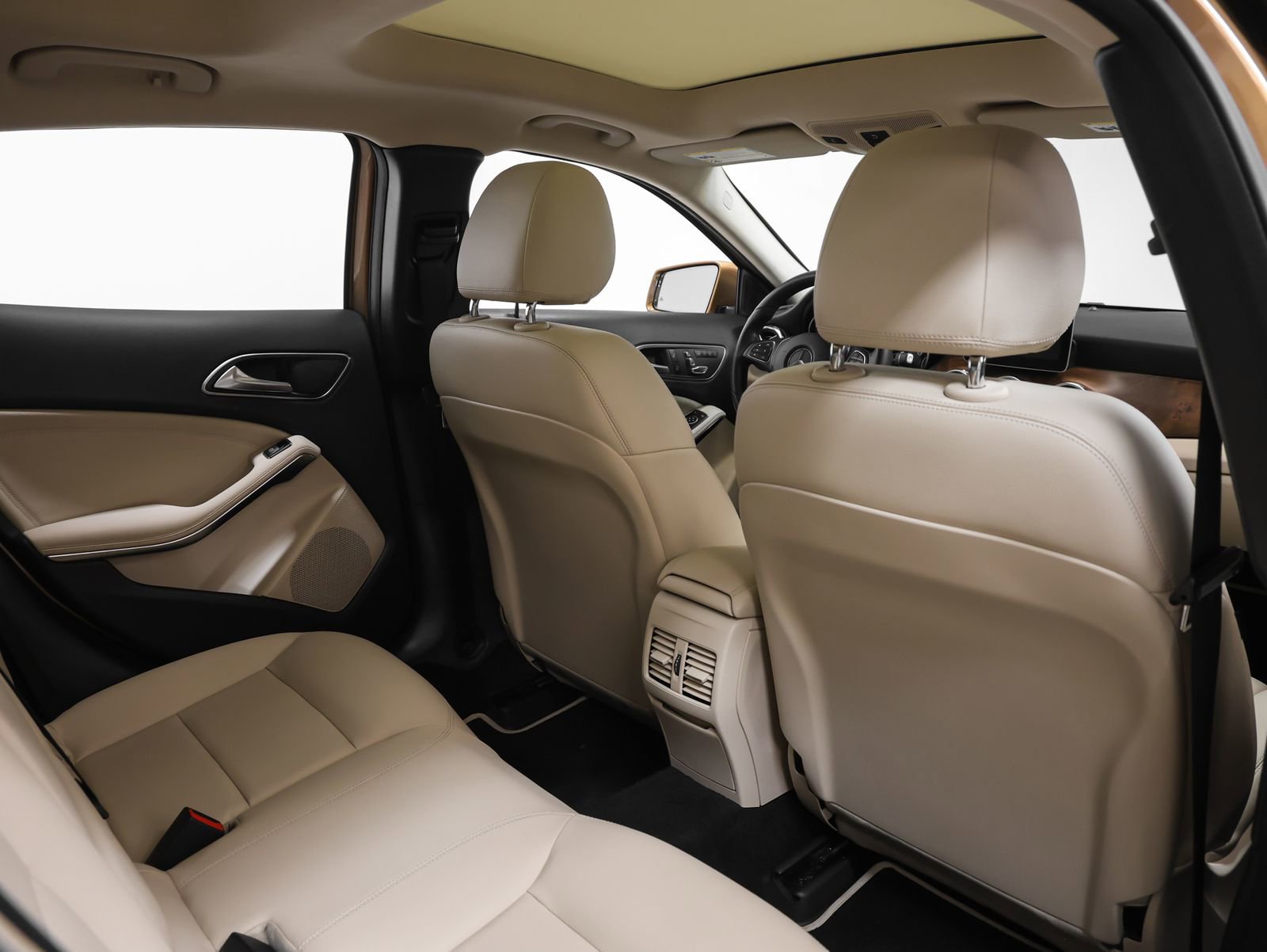 Used 2018 Mercedes-Benz GLA 250 4MATIC image 26