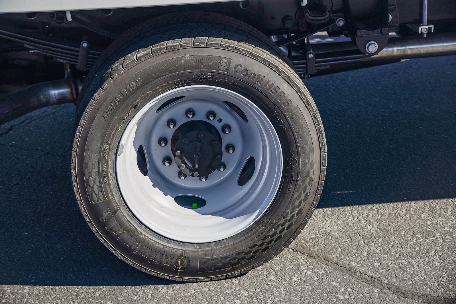 New 2026 Ford F550 4x4 Regular Cab Super Duty image 8