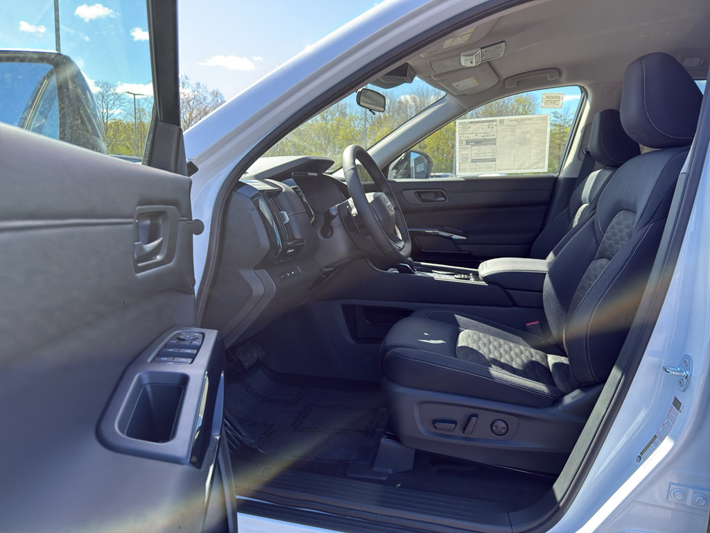 New 2026 Nissan Pathfinder SV AWD/4WD image 11