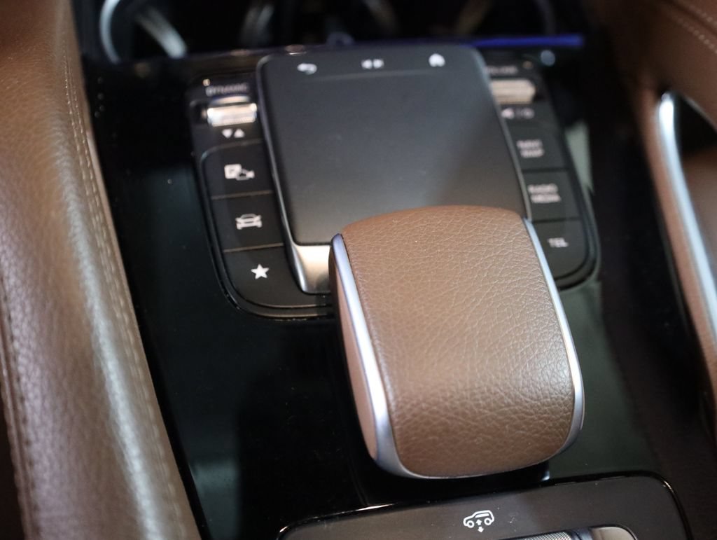 Used 2024 Mercedes-Benz GLS 450 4MATIC image 23