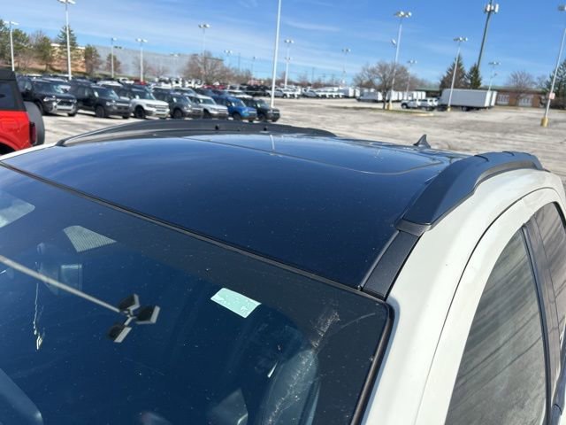 Used 2020 Ford EcoSport SES w/ SES Black Appearance Package image 6