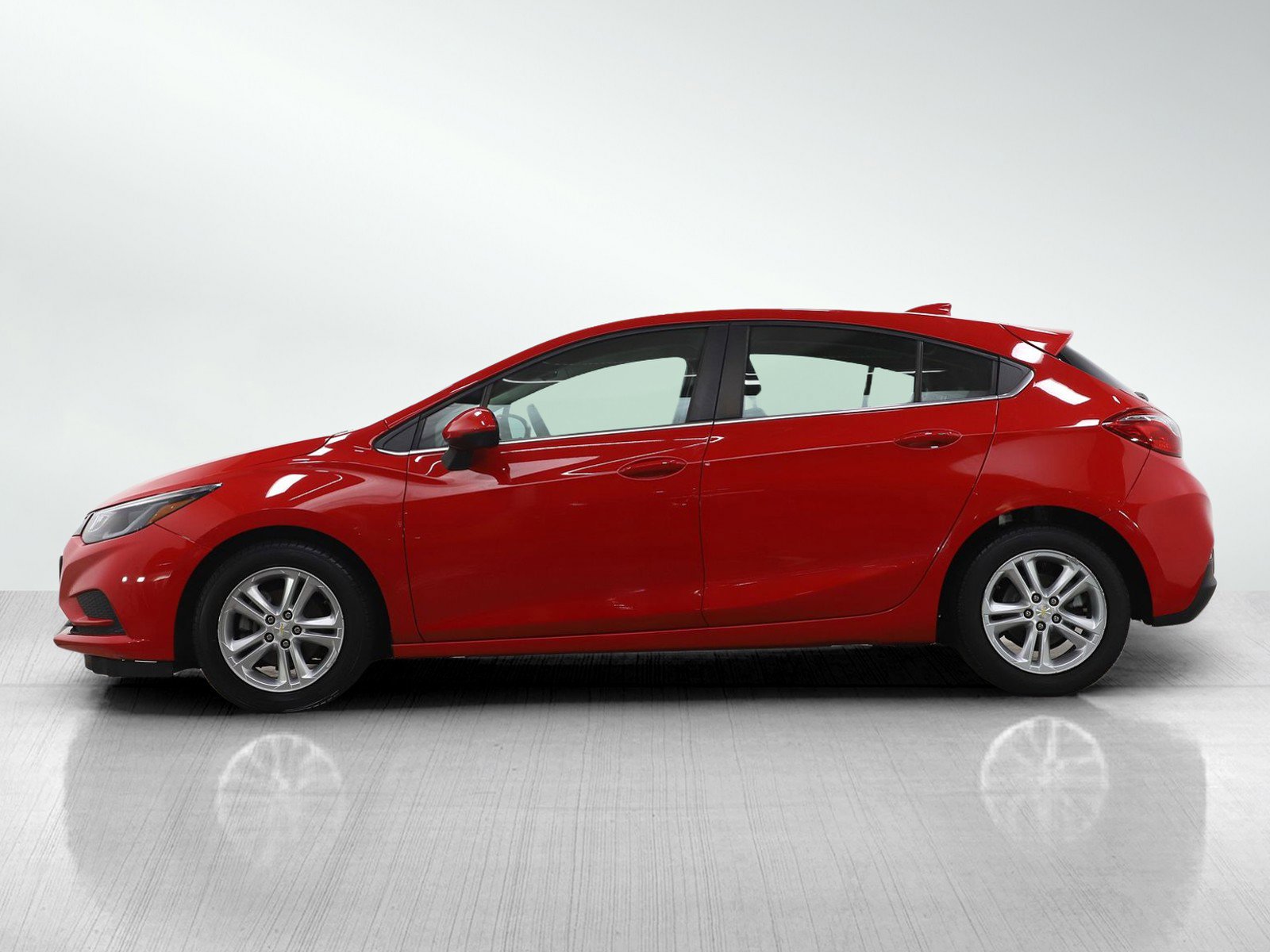Used 2017 Chevrolet Cruze LT w/ Sun And Sound Package image 2