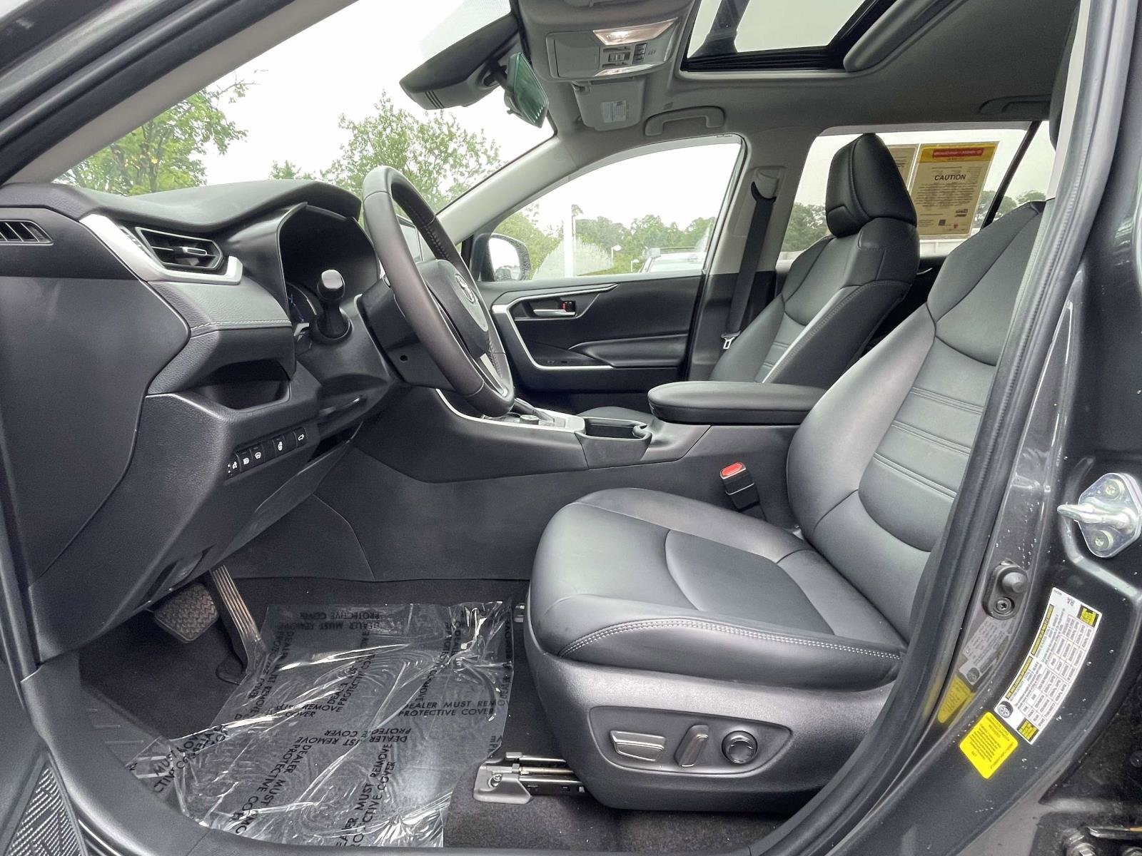 Used 2023 Toyota RAV4 XLE Premium AWD/4WD image 14
