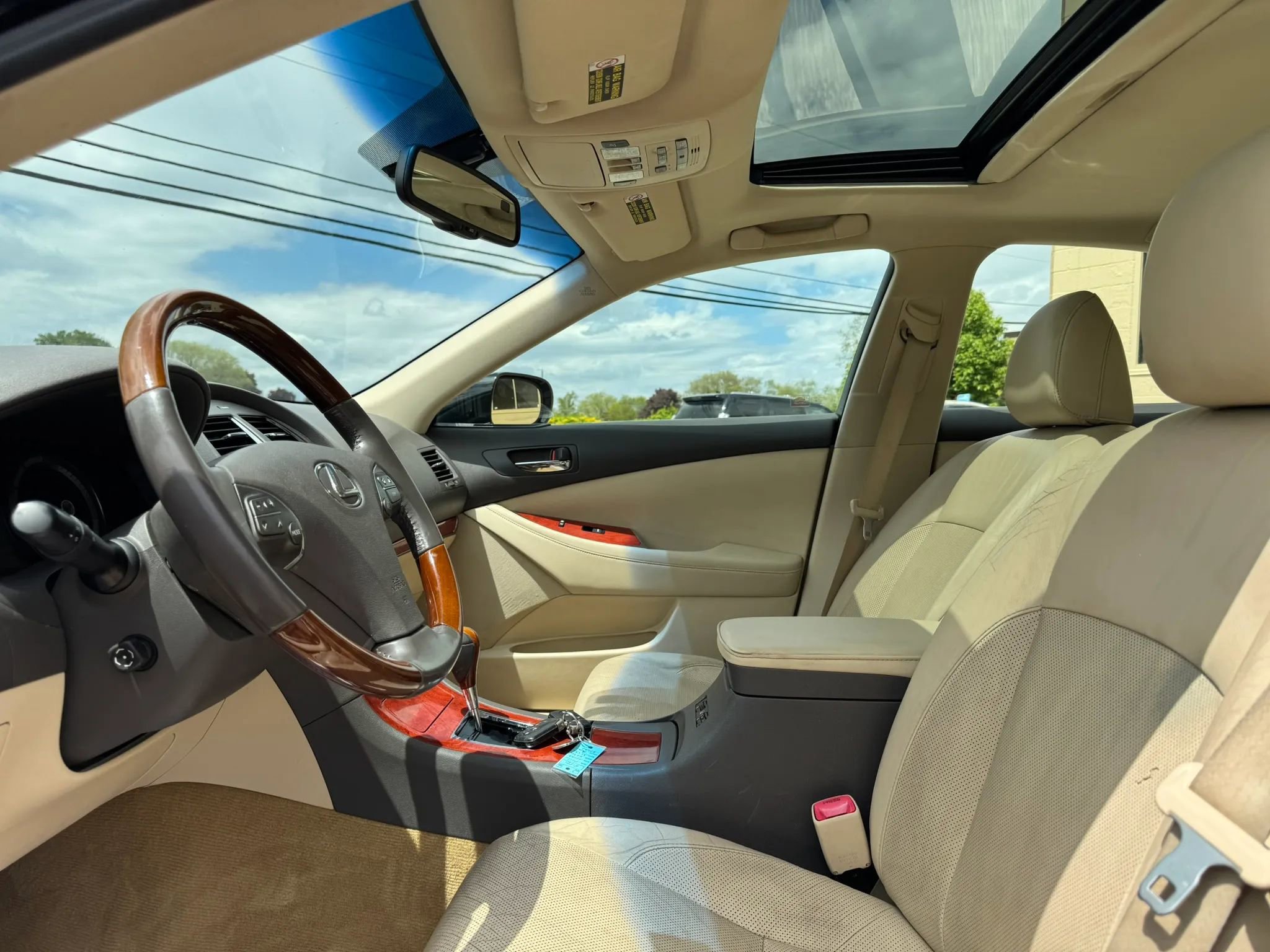 Used 2011 Lexus ES 350 FWD image 19