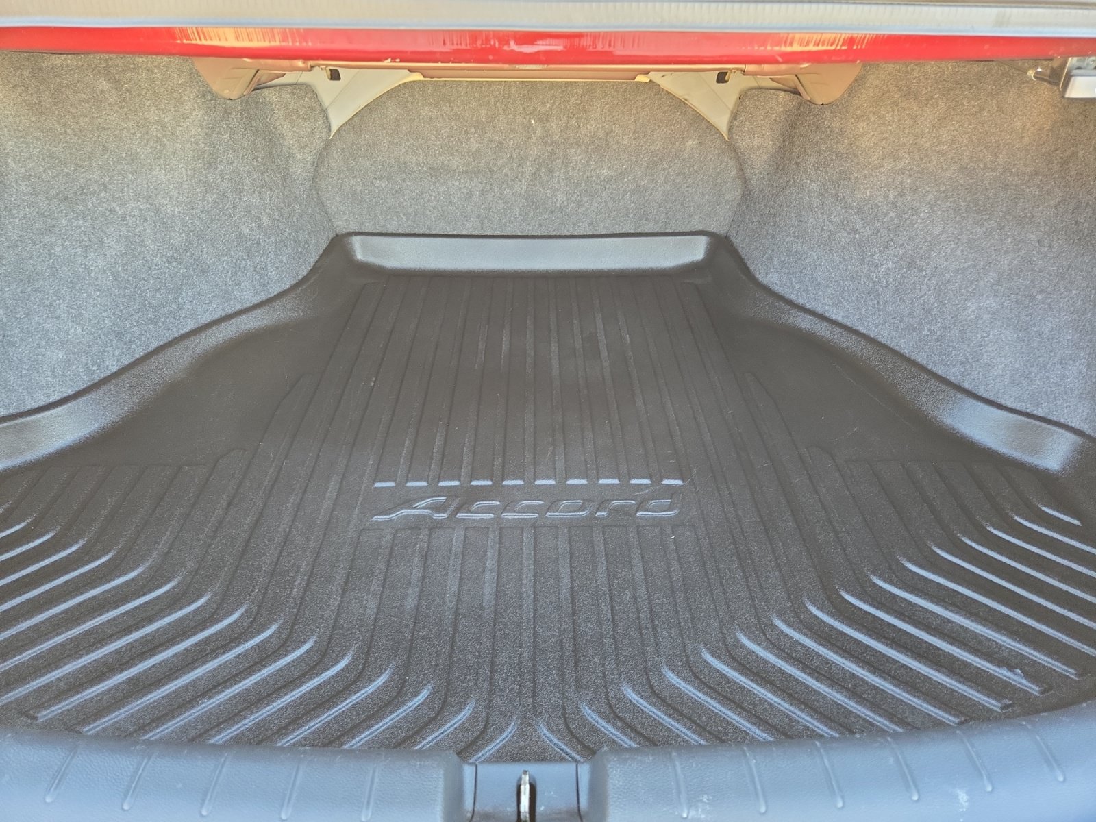 Used 2015 Honda Accord EX-L image 32