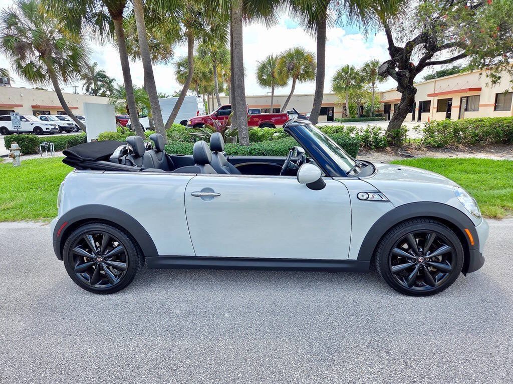 Used 2013 MINI Cooper S FWD image 12