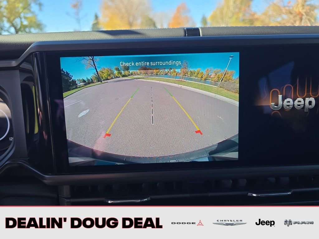 Used 2025 Jeep Wrangler Sahara image 20