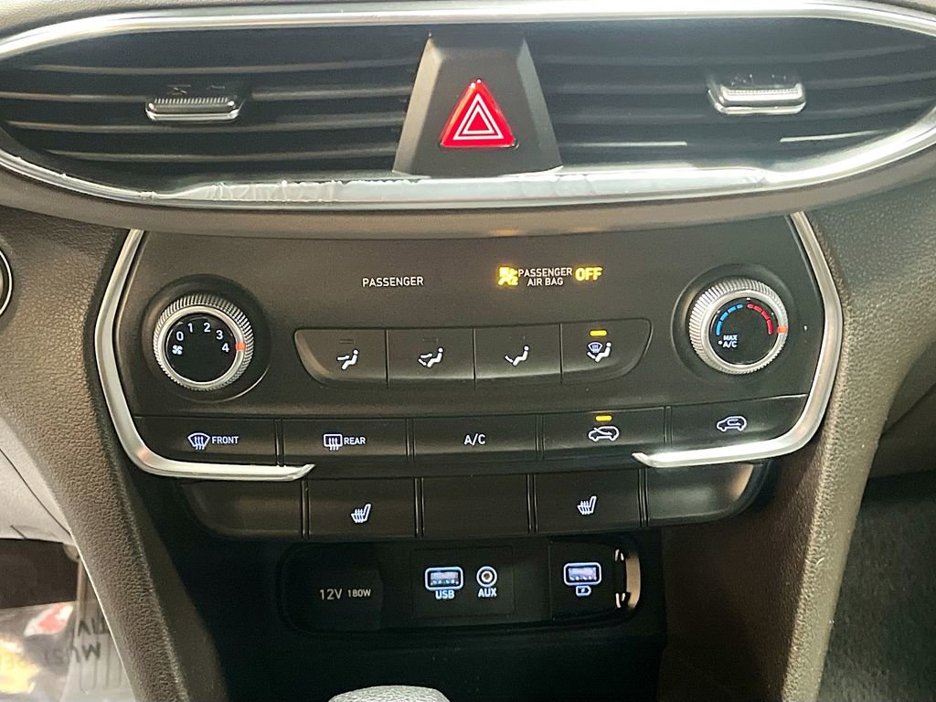 Used 2019 Hyundai Santa Fe SEL image 15