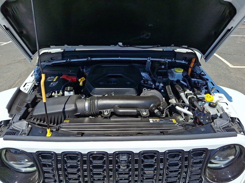 Used 2024 Jeep Wrangler High Altitude AWD/4WD image 29