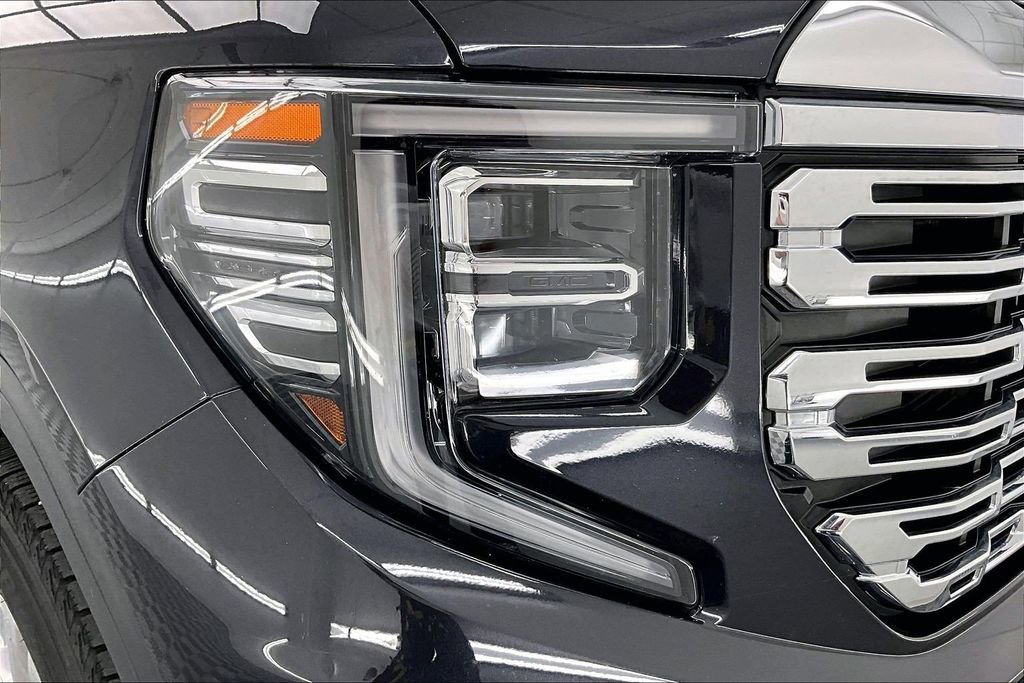 Used 2023 GMC Sierra 1500 Denali w/ Technology Package AWD/4WD image 30