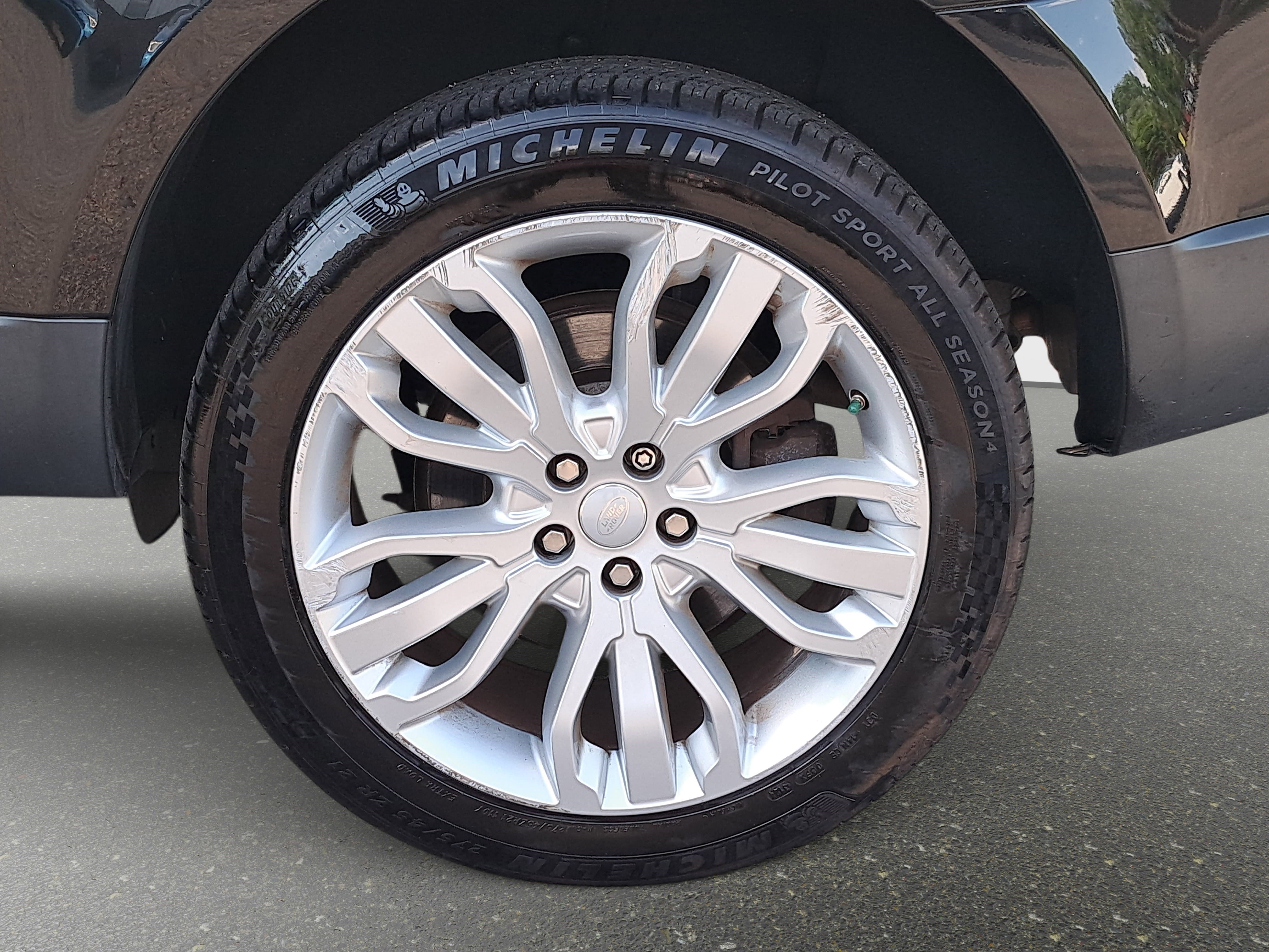 Used 2016 Land Rover Range Rover Sport HSE image 33