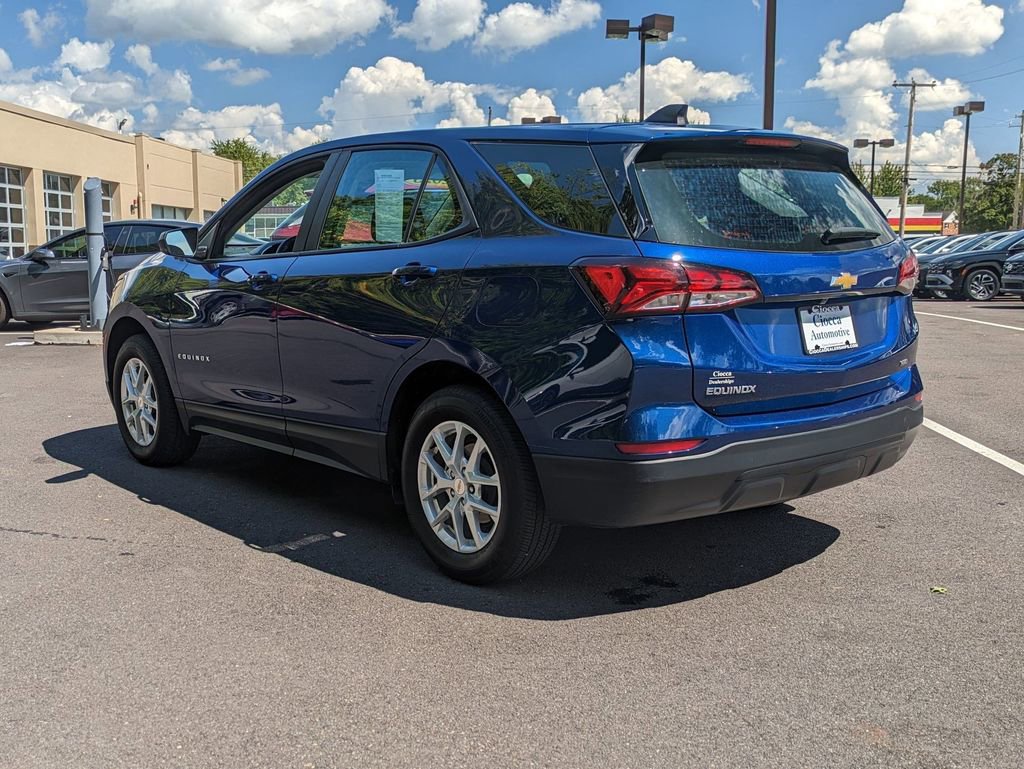 Used 2023 Chevrolet Equinox LS image 5