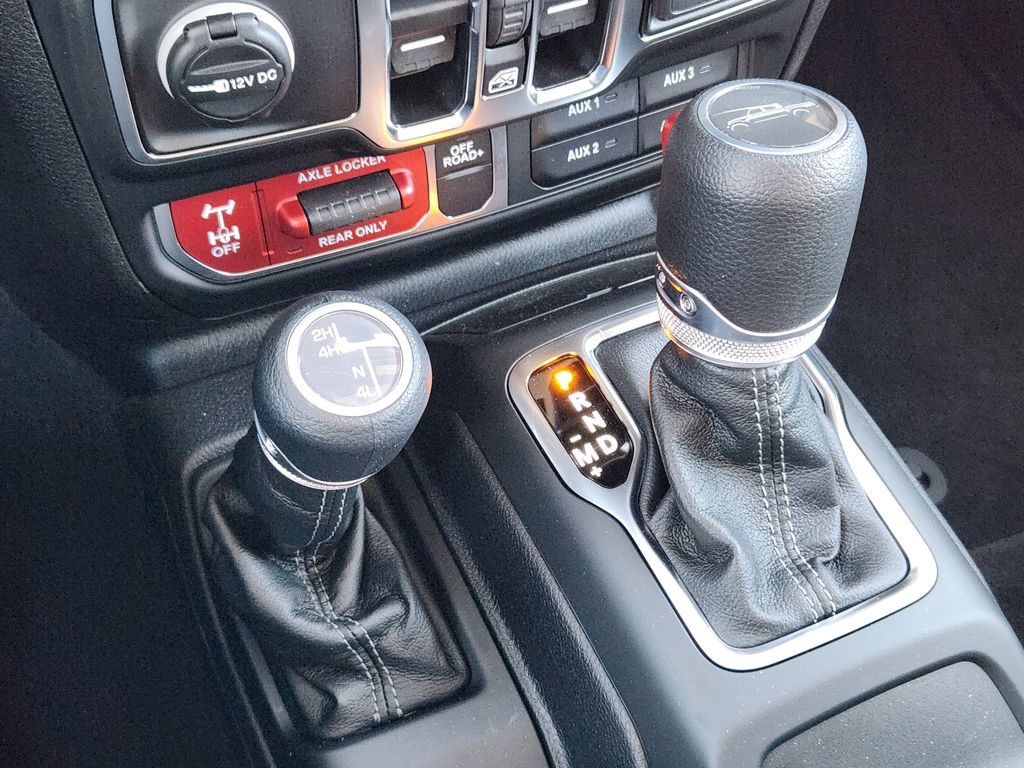New 2025 Jeep Gladiator Mojave AWD/4WD image 17
