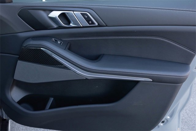 Certified 2025 BMW X5 xDrive40i w/ Parking Assistance Package image 20