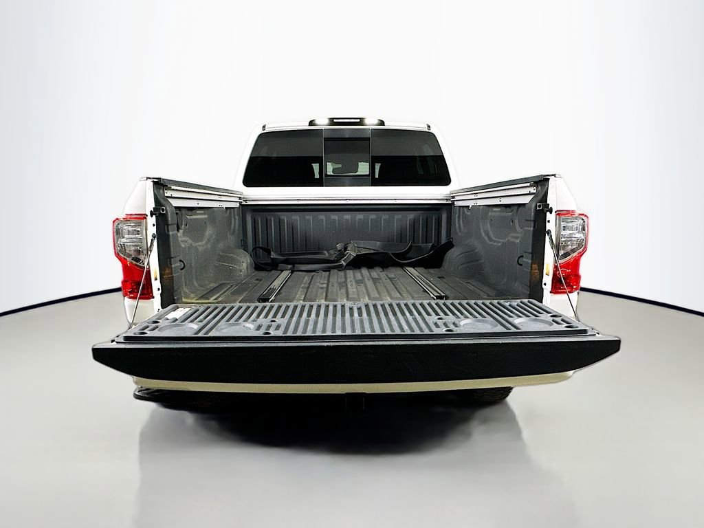 Used 2021 Nissan Titan SV w/ SV Convenience Package AWD/4WD image 35