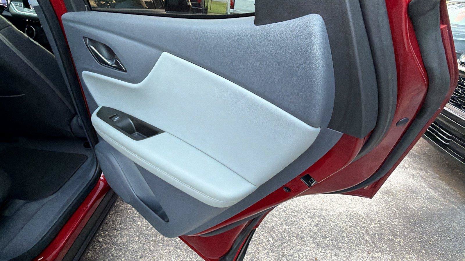 Used 2021 Chevrolet Blazer LT FWD image 20