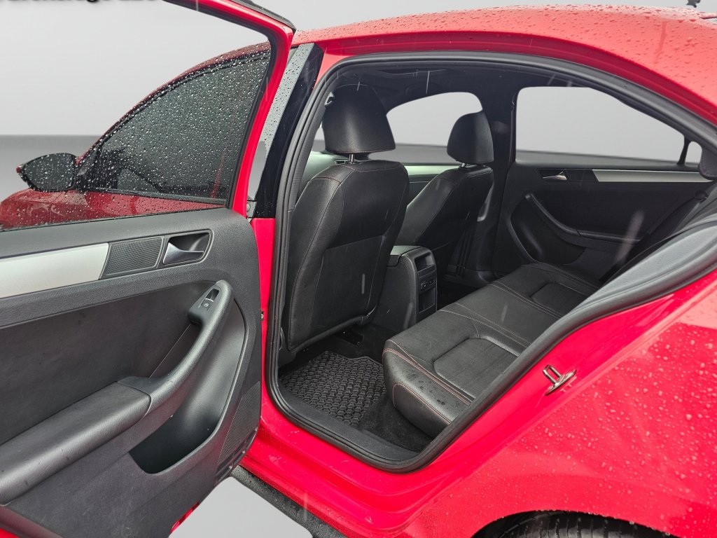 Used 2012 Volkswagen Jetta GLI Autobahn image 20